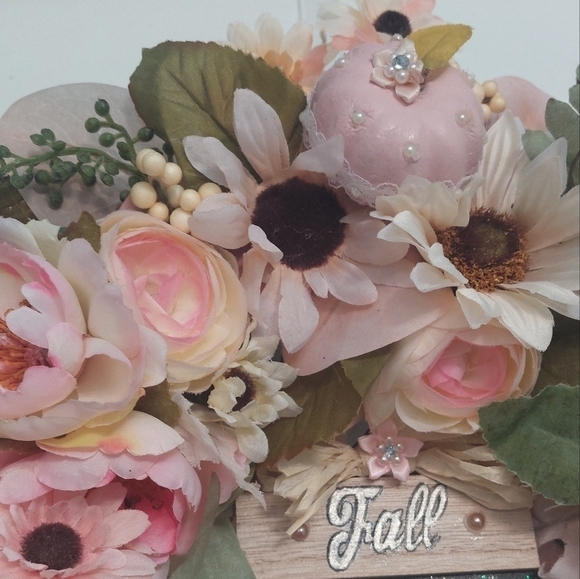 HANDMADE fall wreath decor - Picture 7 of 12